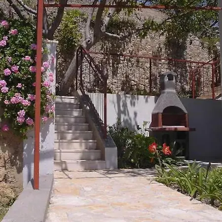 Ragusello Hvar Town